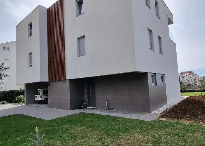 With Parking Space - Split - 22298 Podstrana