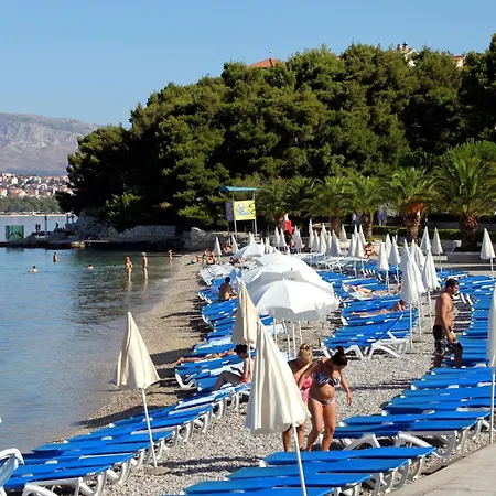 Apartment With A Parking Space Podstrana, Split - 22298 Podstrana
