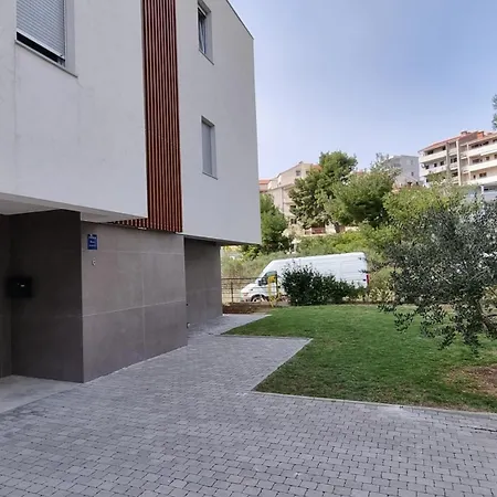 With A Parking Space Podstrana, Split - 22298 Apartment Podstrana